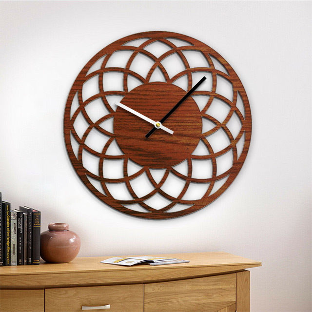 دانلود طرح ساعت دیواری چوبی زیبا به رنگ قهوه ای